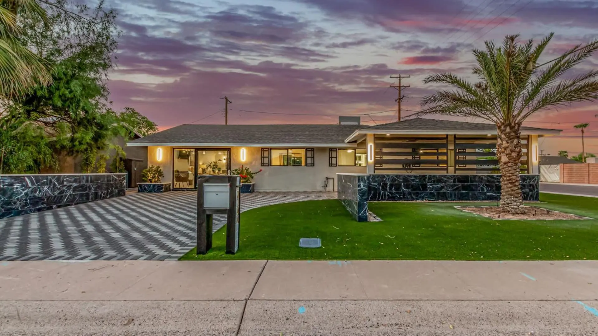 The Kensington Custom Retreat Villa Scottsdale