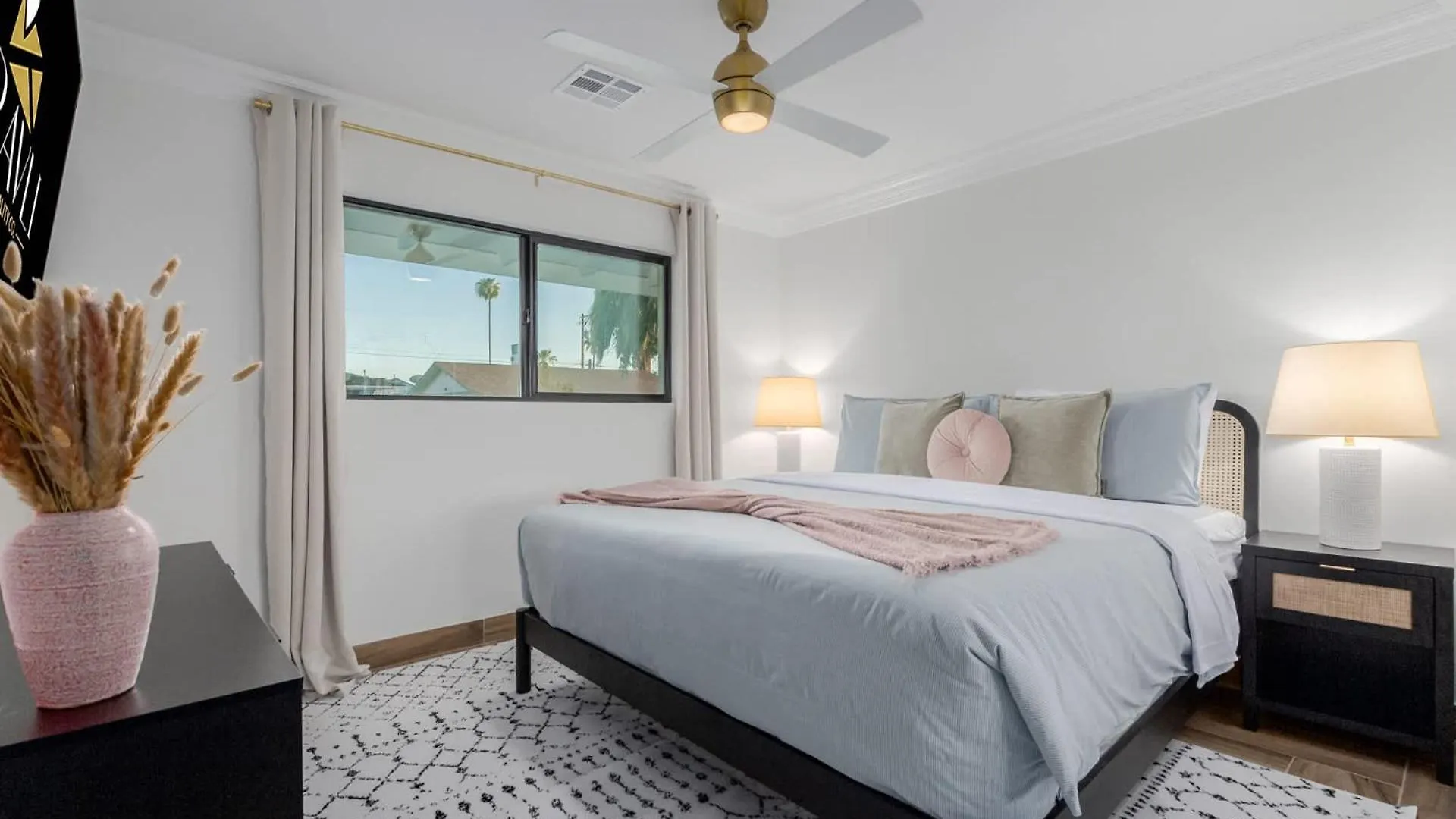 The Kensington Custom Retreat Villa Scottsdale