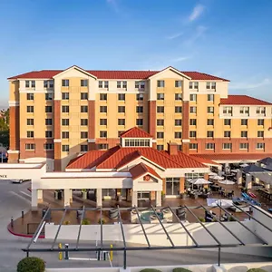 Hilton Garden Old Town Hotel